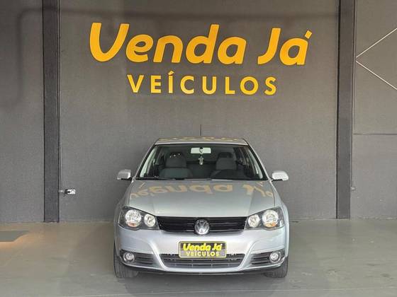 VOLKSWAGEN GOLF 2.0 MI 8V FLEX 4P TIPTRONIC VOLKSWAGEN GOLF 2.0 MI 8V FLEX 4P TIPTRONIC